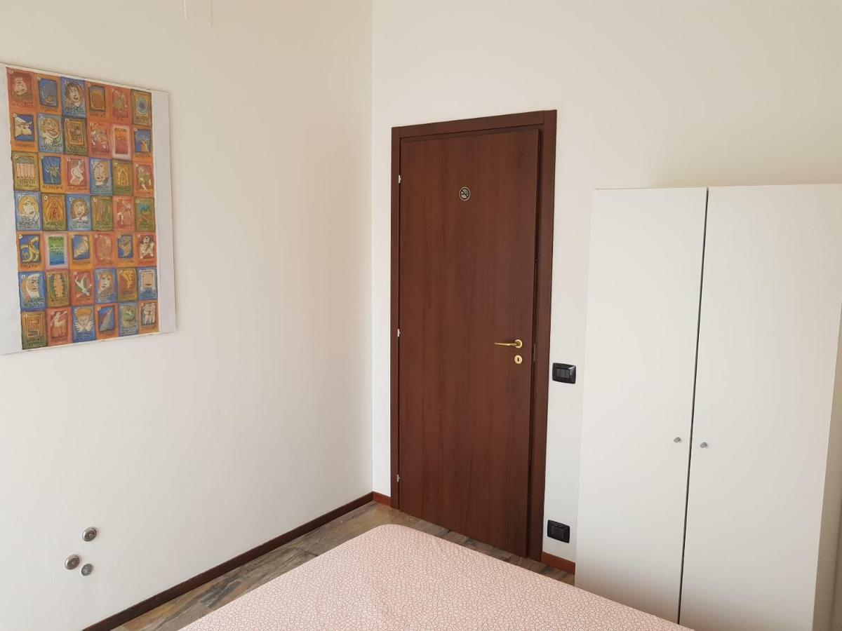 Foresteria Giulia Bergamo Buitenkant foto
